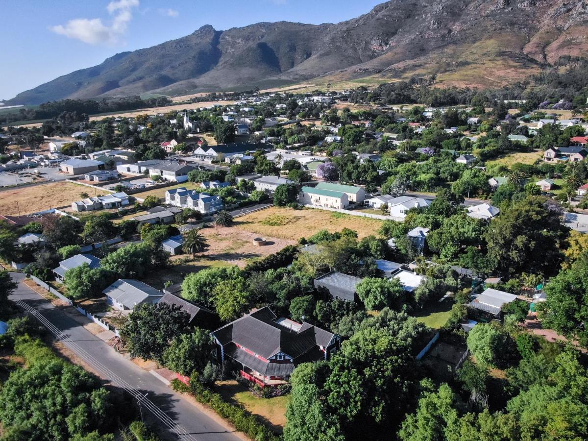 รูบี โรส Hotel Riebeek-West ภายนอก รูปภาพ