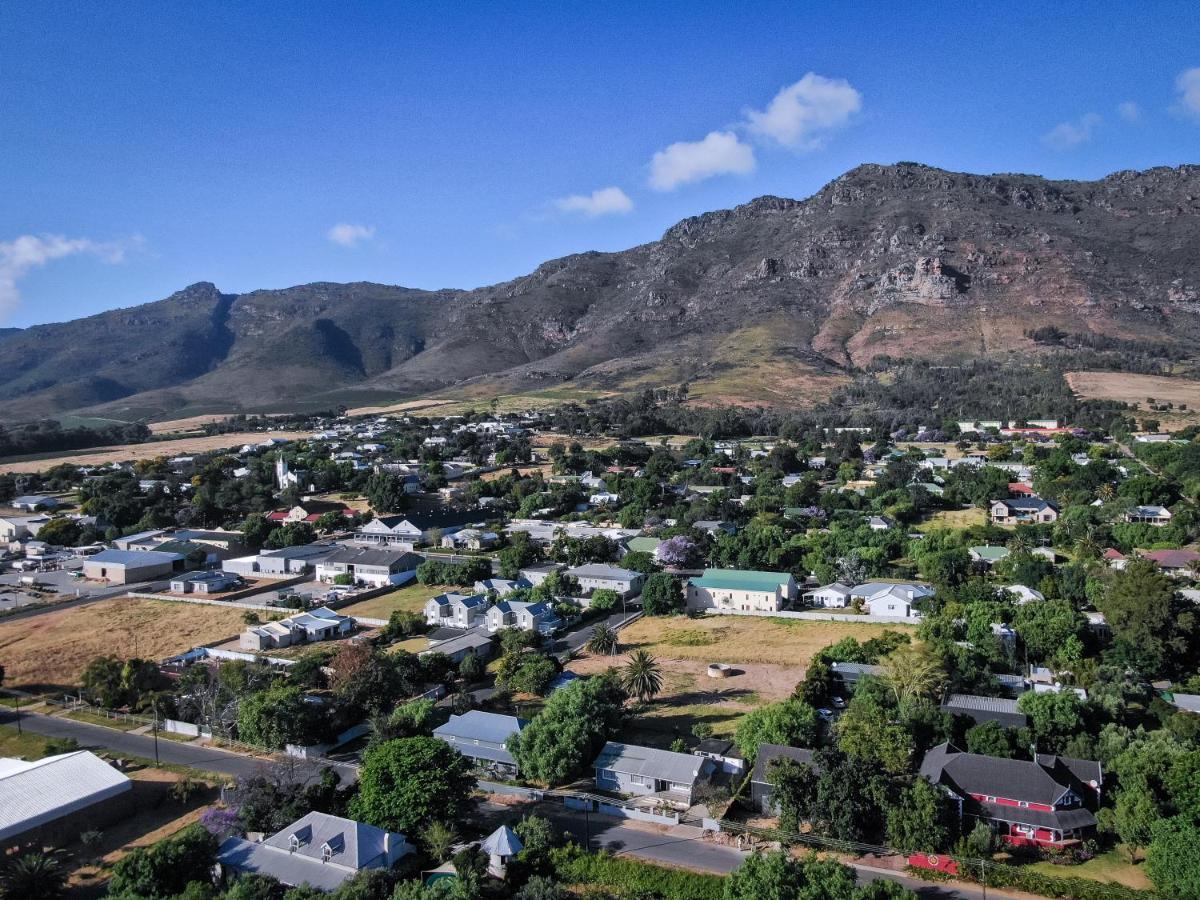 รูบี โรส Hotel Riebeek-West ภายนอก รูปภาพ